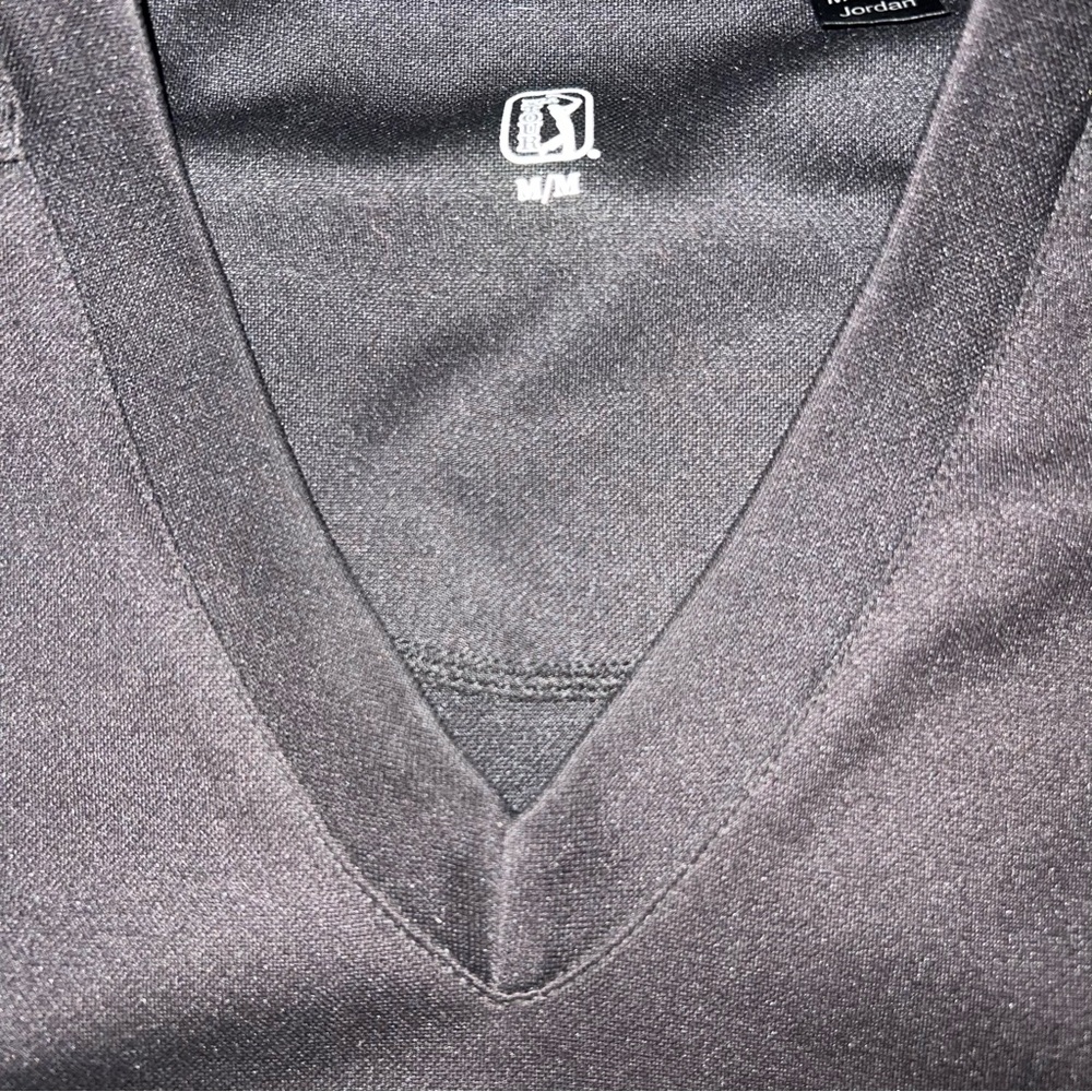 PGA Tour Originals Black Sleeveless V-Neck Golf Vest - Size Medium - Picture 7 of 7